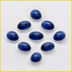 Zaffiri blu cabochon ovale