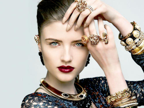 Gemstone Queen